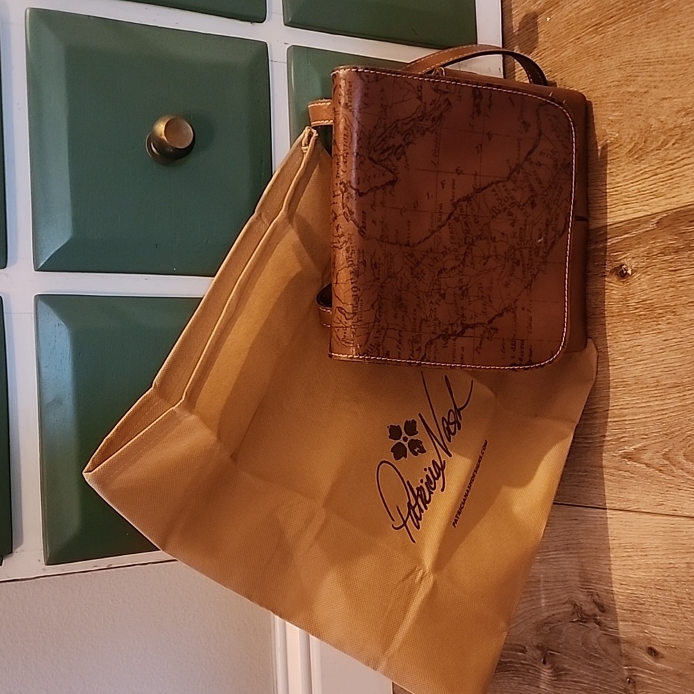 Patricia Nash cross body - Picture 7 of 7